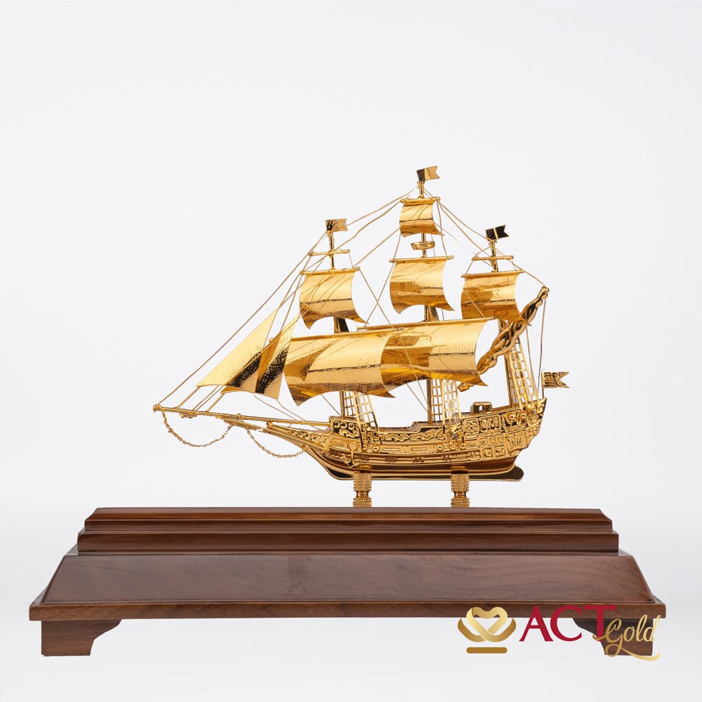 Biểu trưng dát vàng - Quà Tặng Dát Vàng - Công Ty TNHH Q&V